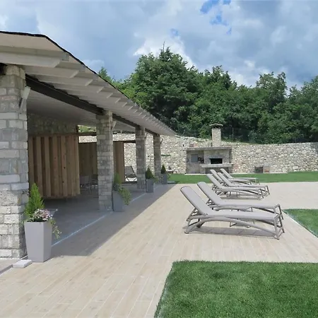 Oasi Da Vinci Aparthotel Tignale Exterior foto
