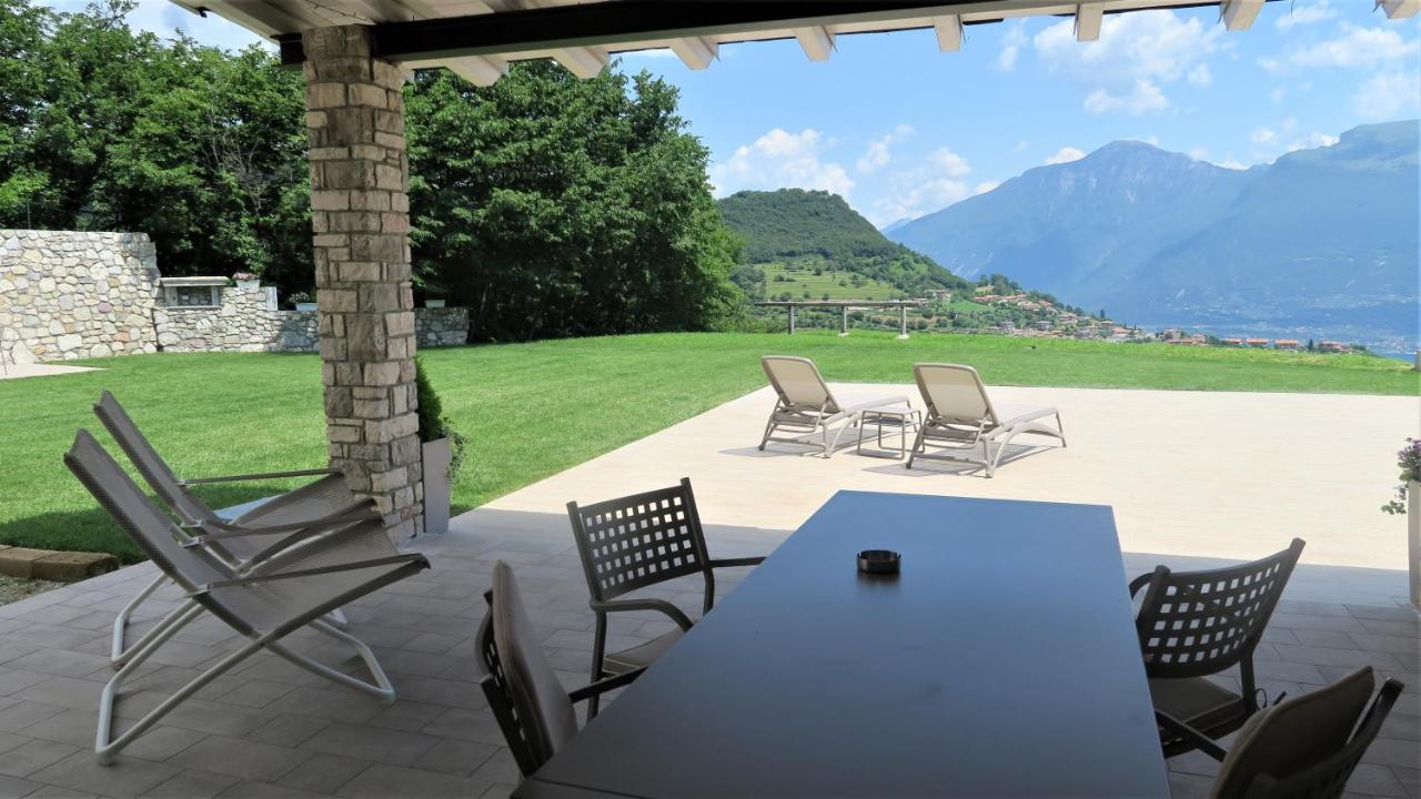 Aparthotel Oasi Da Vinci Tignale